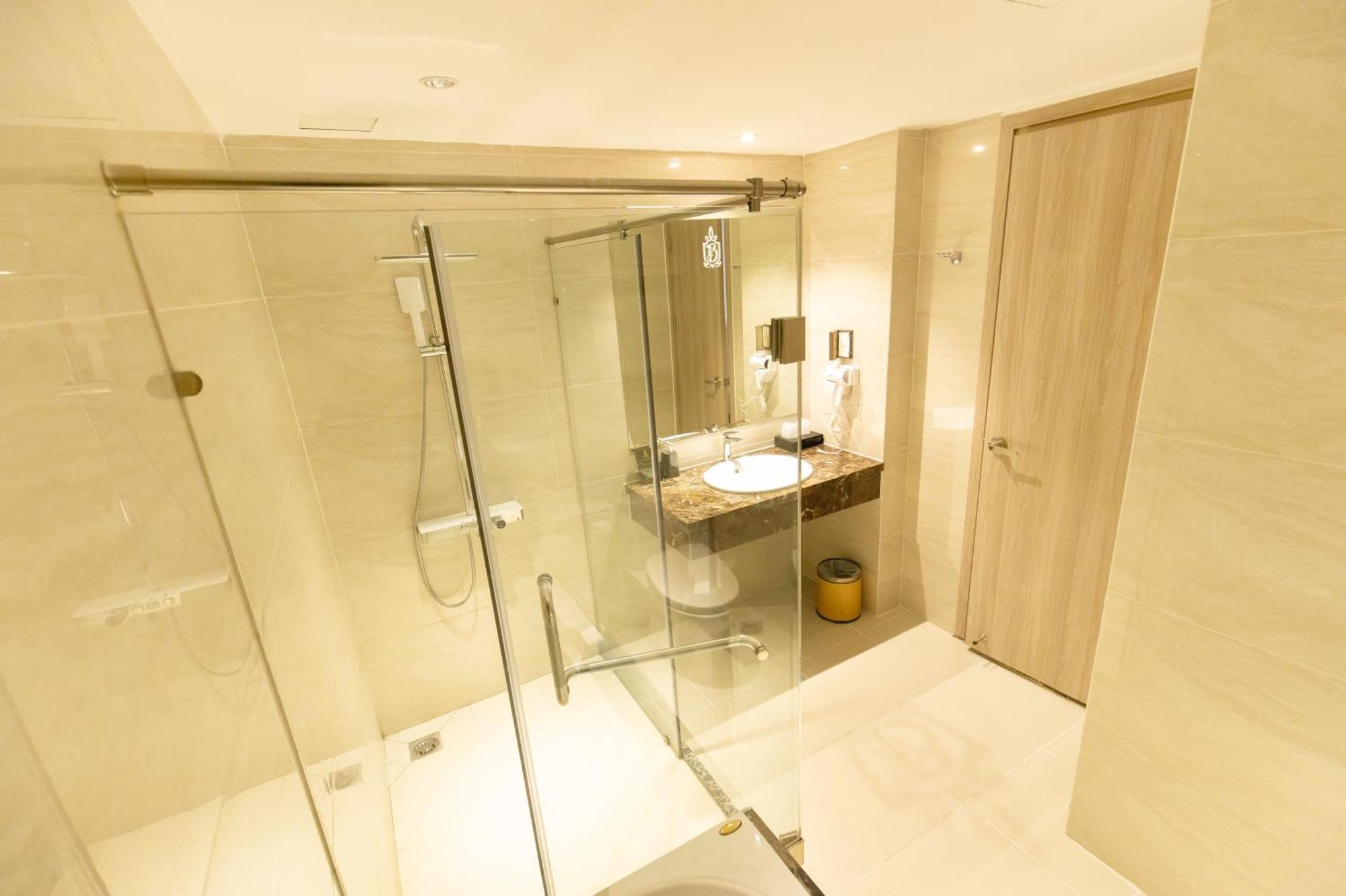 Nicecy Suite Hotel & Spa Ho Chi Minh City Exterior photo
